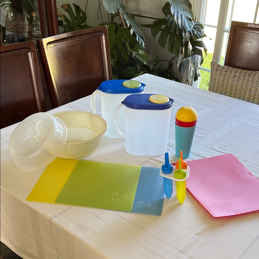 Colorful Kitchenware Set